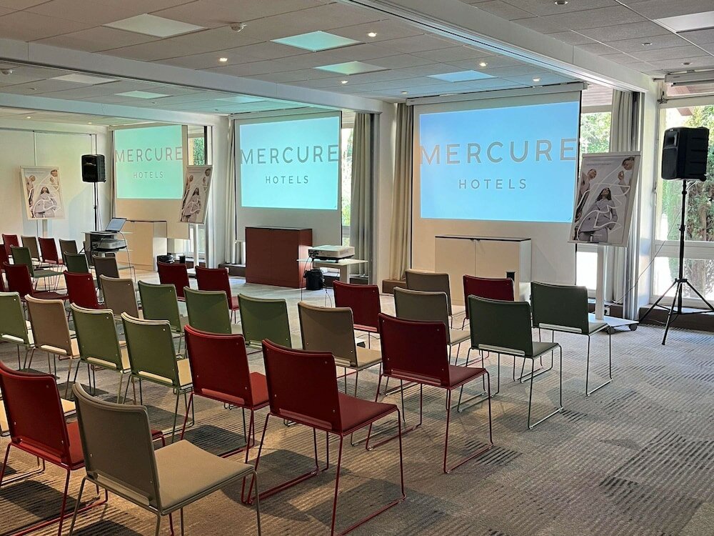 Фото Mercure Aix-en-Provence Beaumanoir