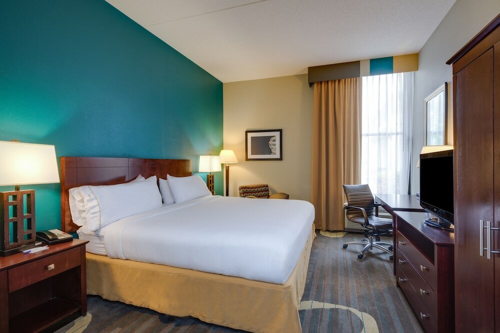 Фото Holiday Inn Express Washington DC East Andrews AFB by IHG