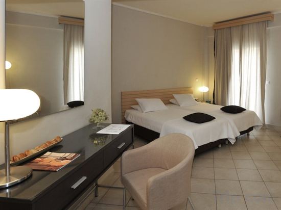 Фото Astoria Hotel