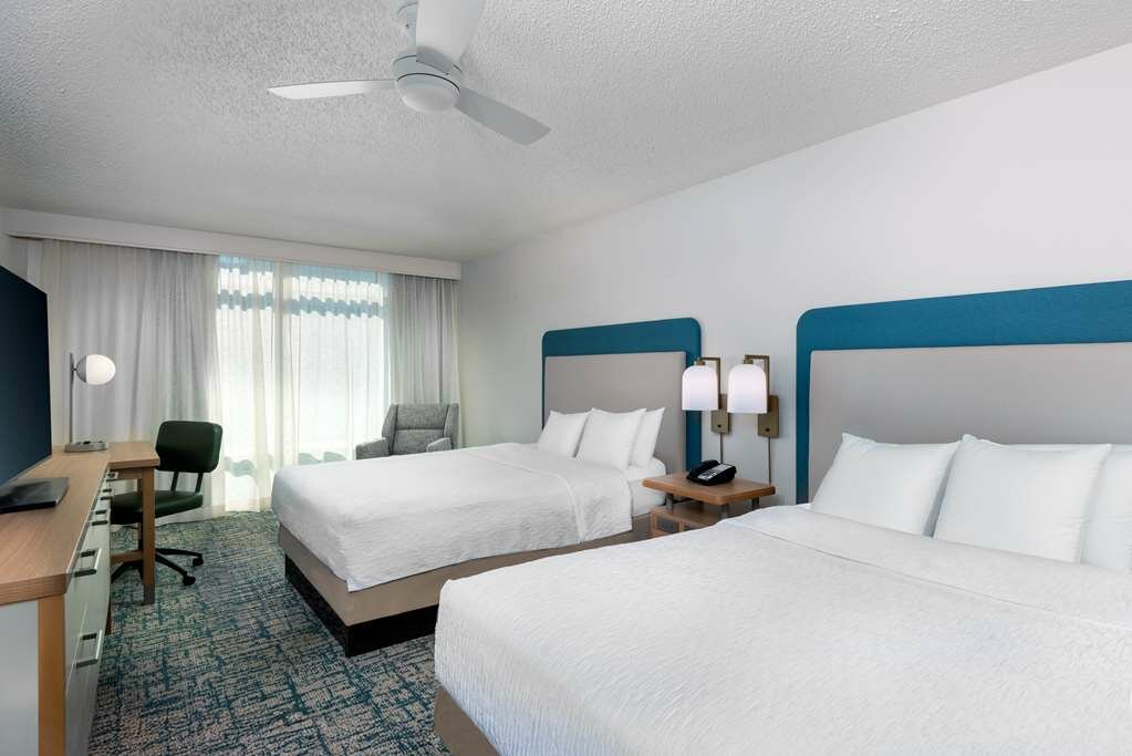 Фото Homewood Suites Tampa Airport