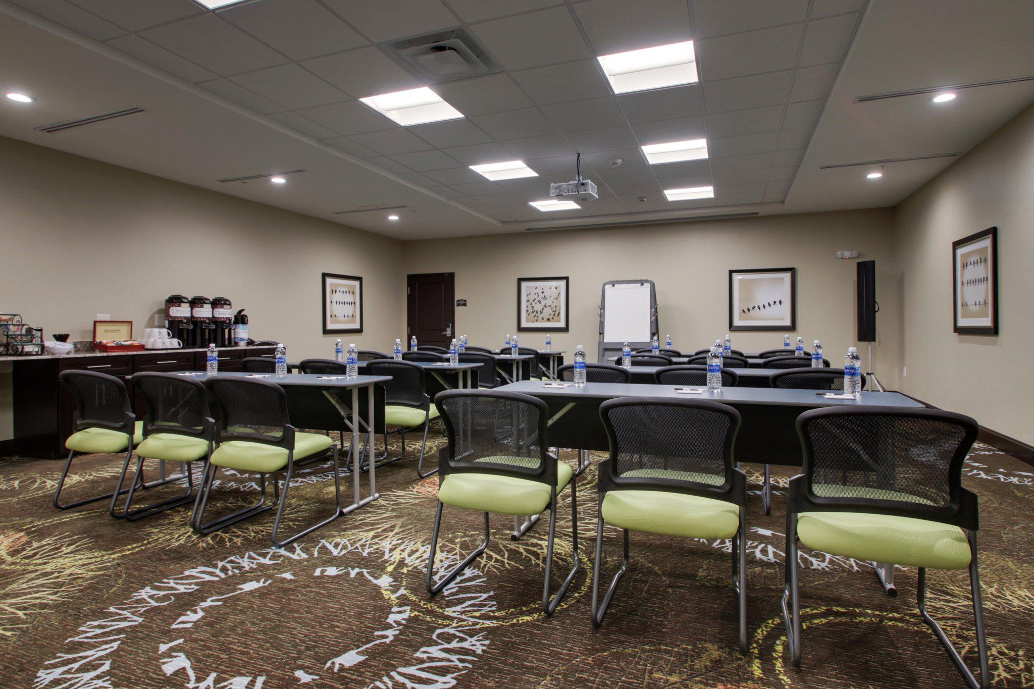 Фото Staybridge Suites Plano - The Colony, an Ihg Hotel