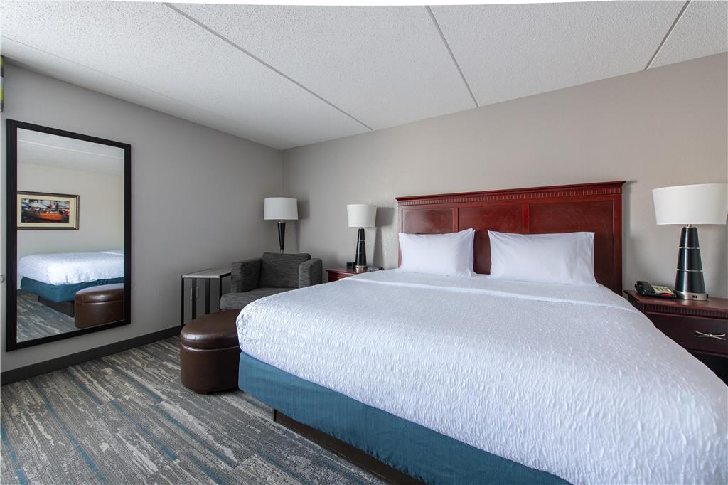 Фото Hampton Inn Newport News-Yorktown