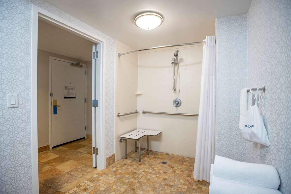 Фото Hampton Inn Pensacola-Airport
