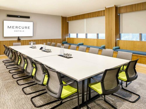 Гостиница Отель Mercure Bedford Centre Hotel в Бедфорде