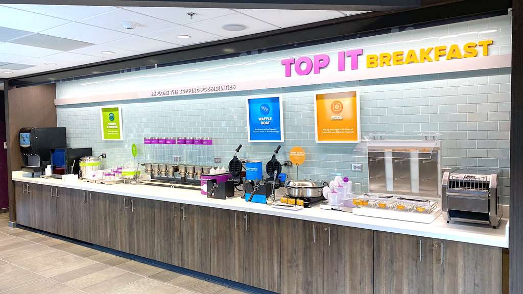 Фото Tru by Hilton Baltimore Harbor East, Md