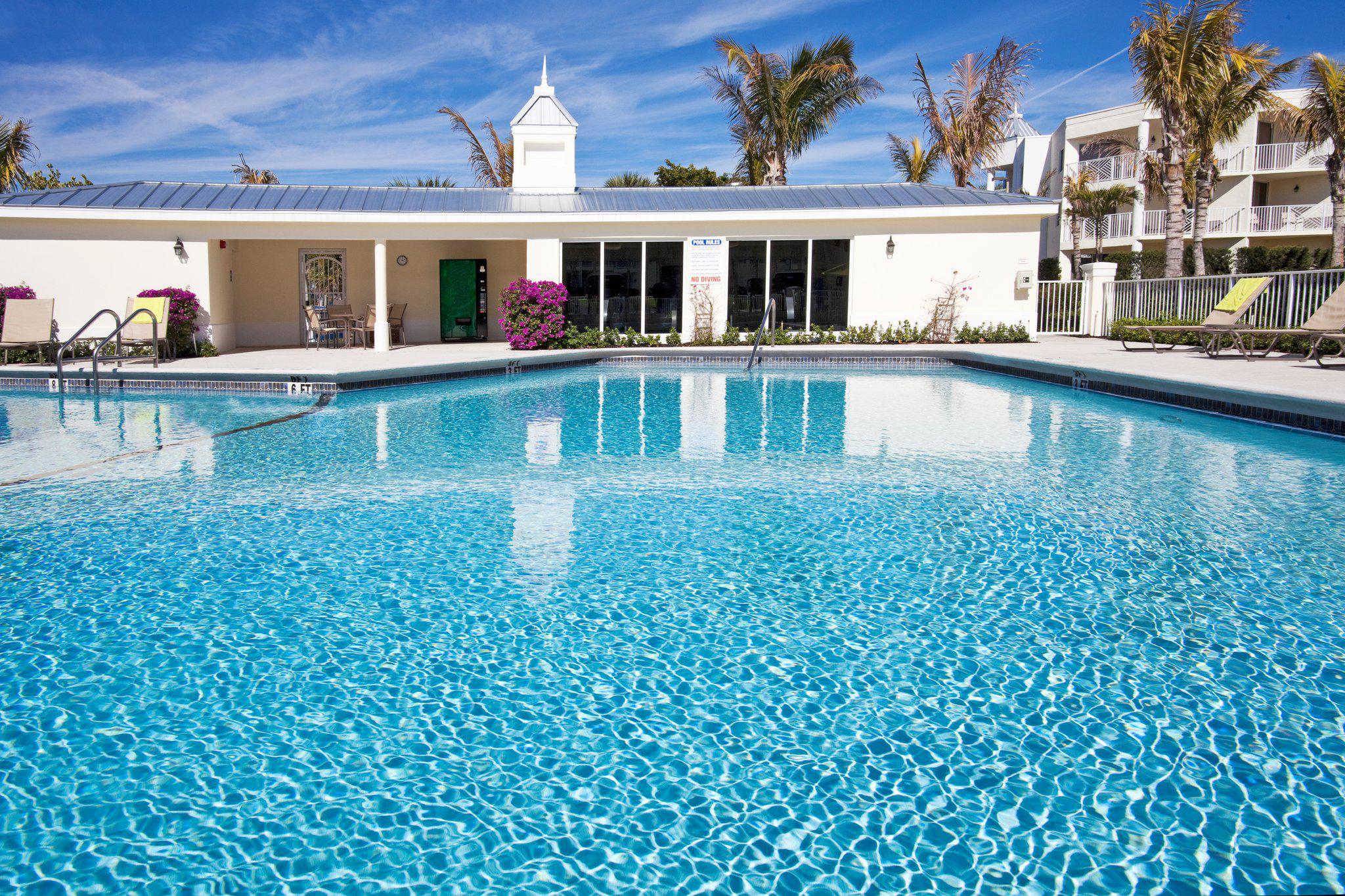 Фото Holiday Inn Express North Palm Beach-Oceanview, an Ihg Hotel