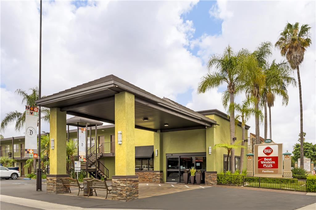 Фото Best Western Plus Pavilions