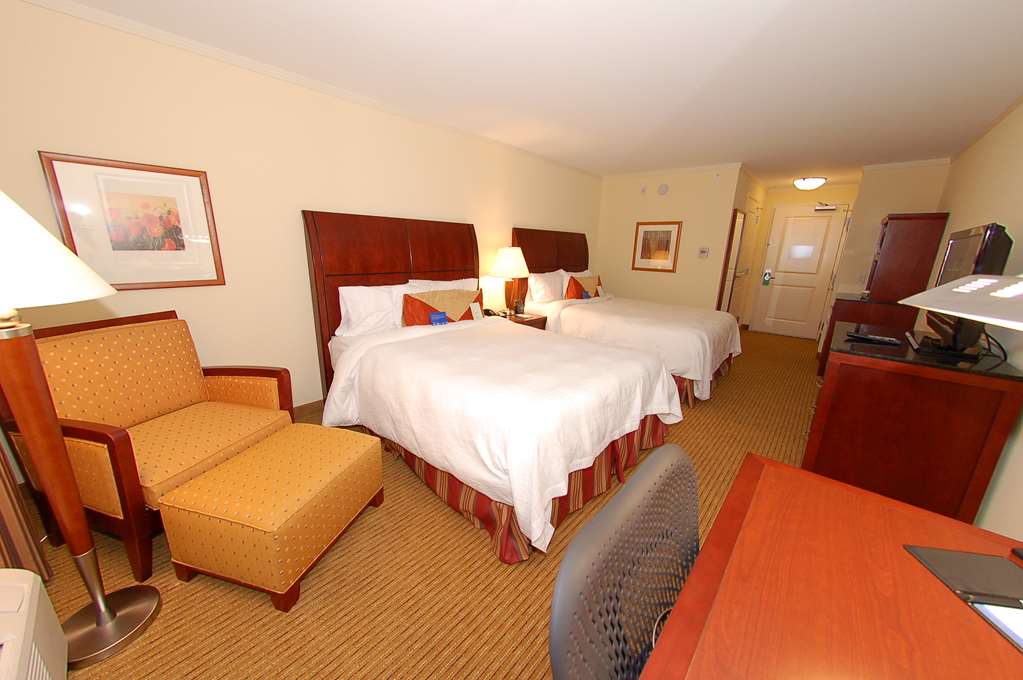 Фото Hilton Garden Inn Bowling Green