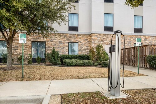 Гостиница Hampton Inn & Suites Dallas/Plano-East в Ричардсоне