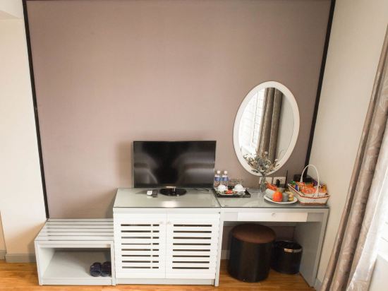 Фото Riverside Boutique Hotel