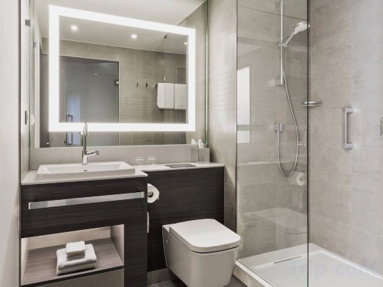 Фото Courtyard by Marriott Hamburg City