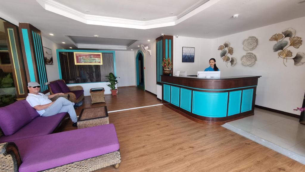 Фото Sereneburi Patong Residence
