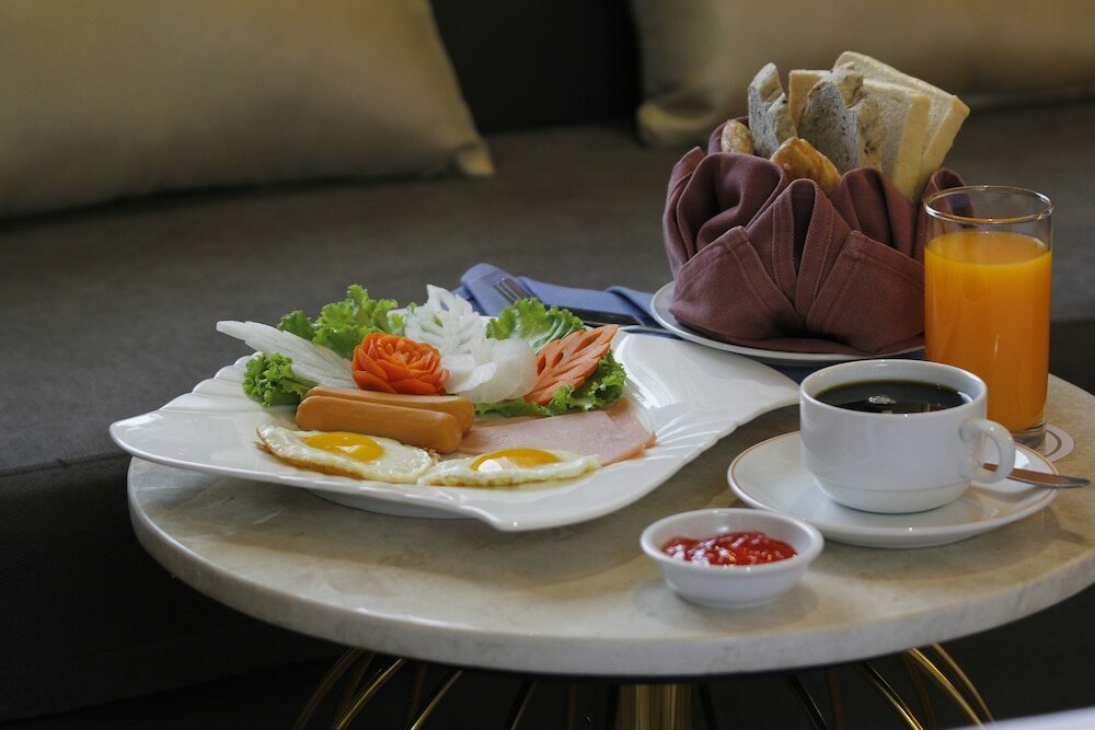 Фото Royal Benja Hotel