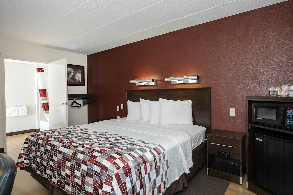 Фото Red Roof Inn Mt Laurel