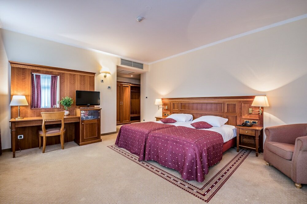 Фото Hotel Korana Srakovcic