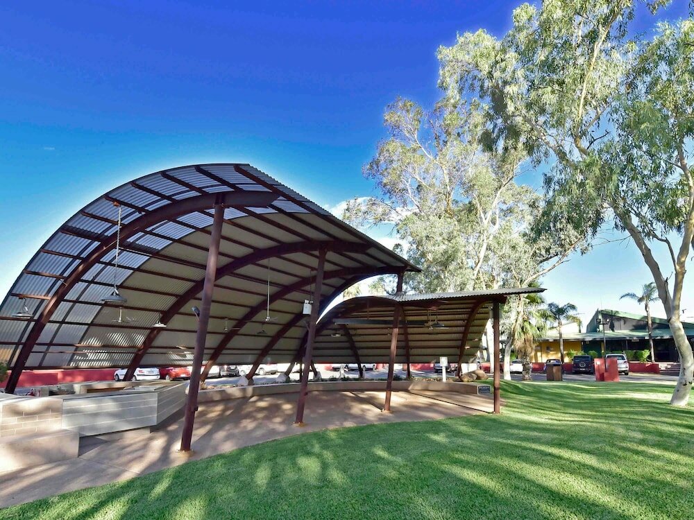 Фото Mercure Alice Springs Resort