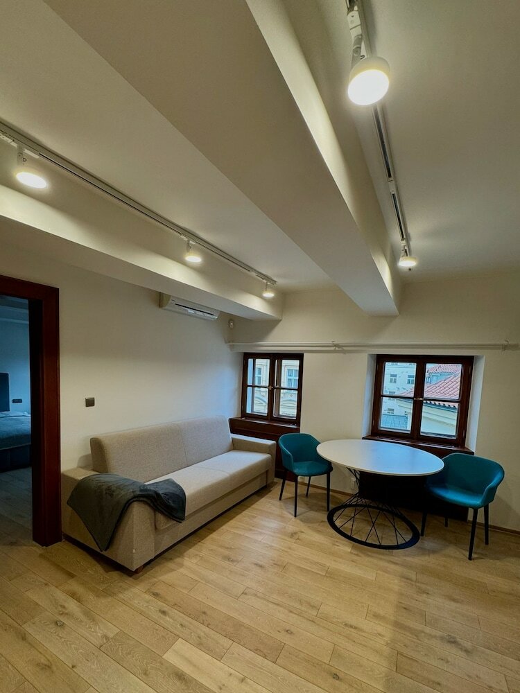 Фото Hotel U Tri Pstrosu