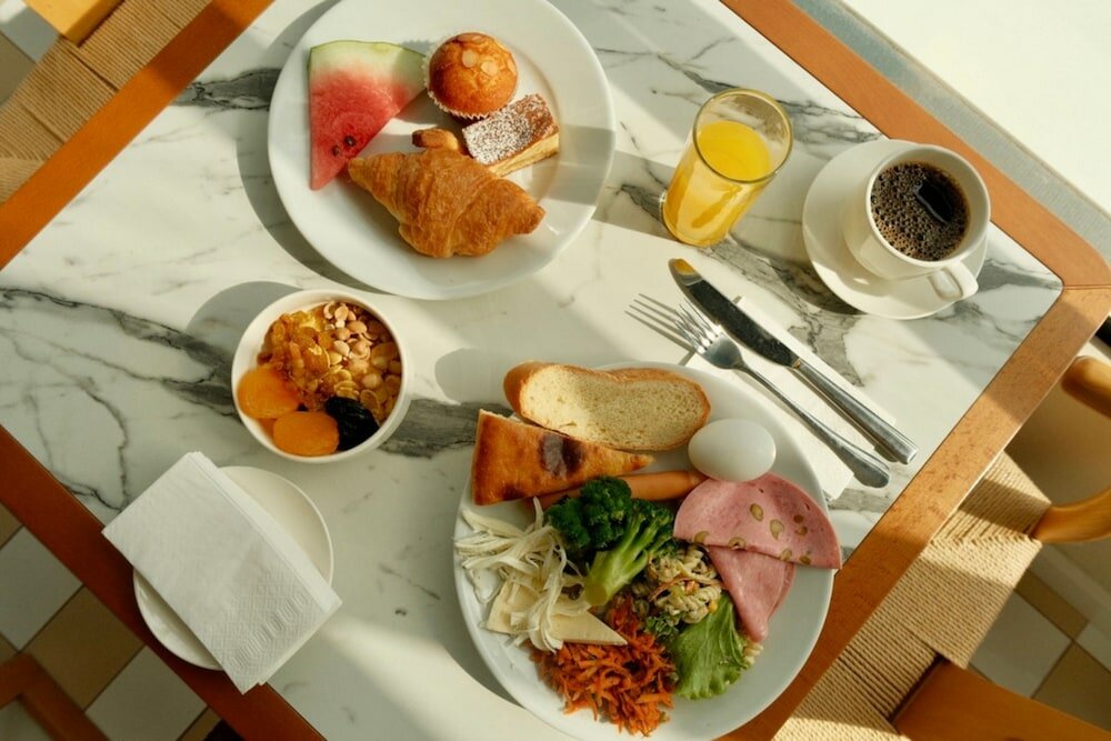 Фото The Grandeur Hotel