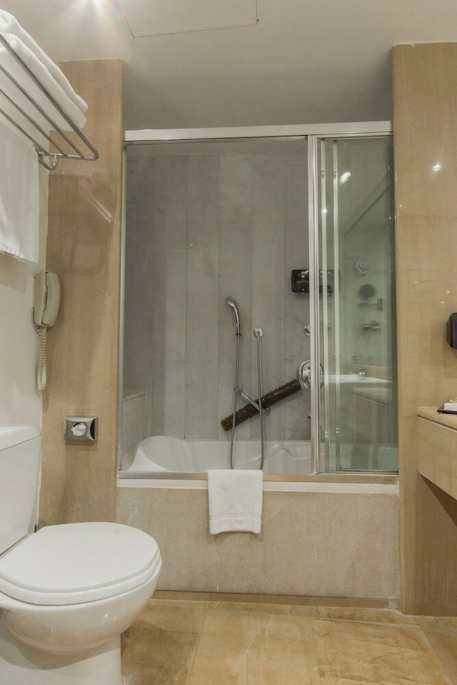 Фото The Capsis Bristol Boutique Hotel