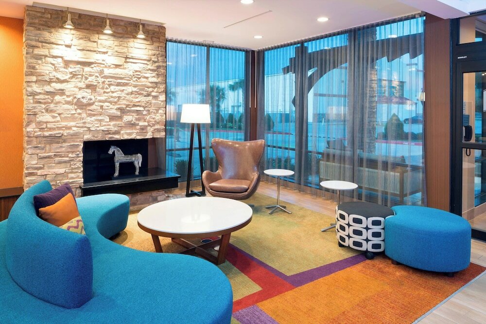 Фото Fairfield Inn & Suites by Marriott Houston Pasadena
