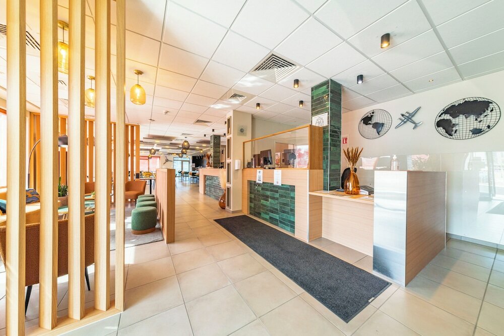 Фото Mandarina Hotel Luxembourg Airport