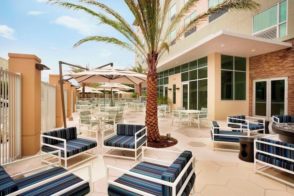 Фото Four Points by Sheraton Miami Airport