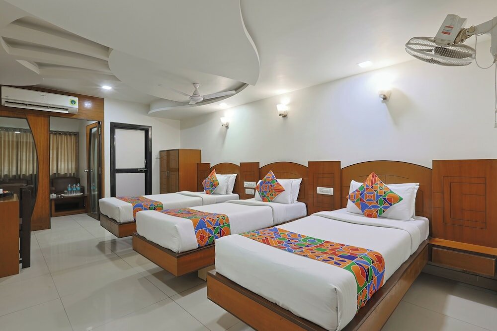 Фото Hotel Ambassador