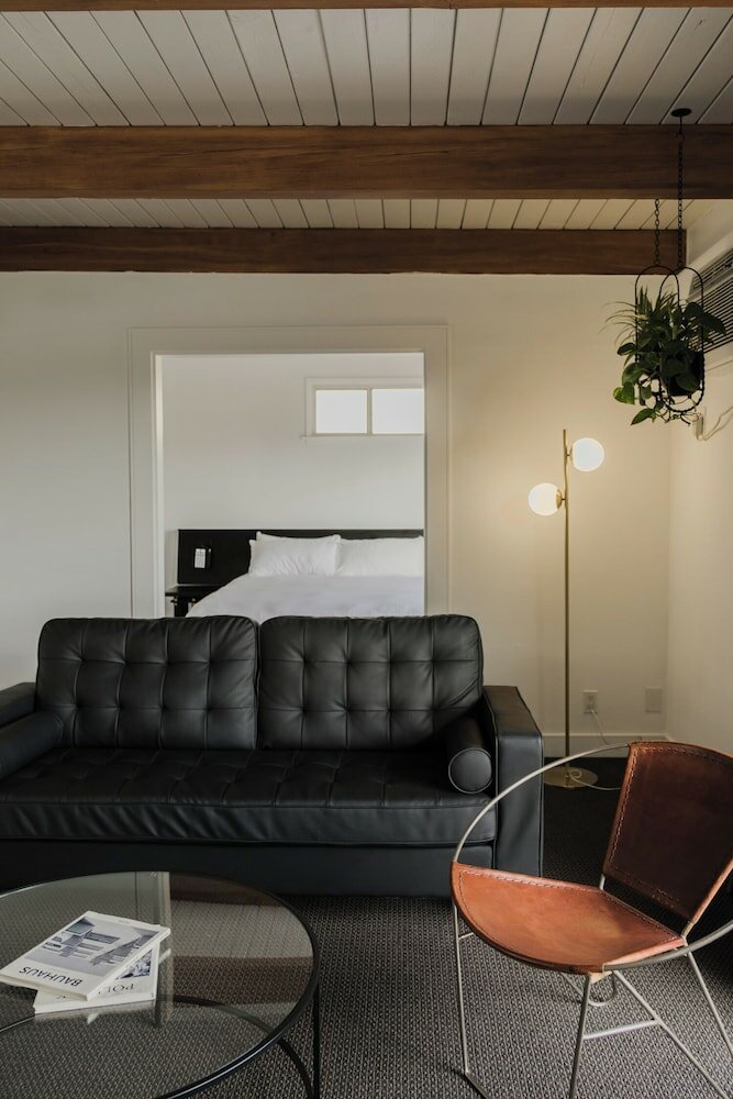 Фото Hollywood Hills Hotel
