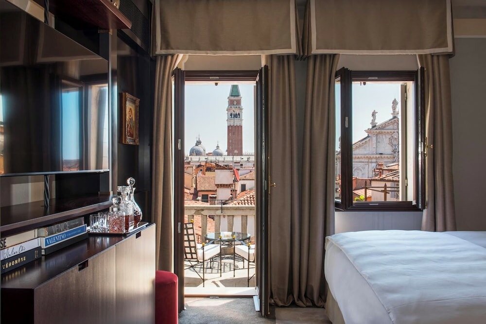 Фото Nolinski Venezia Evok Collection