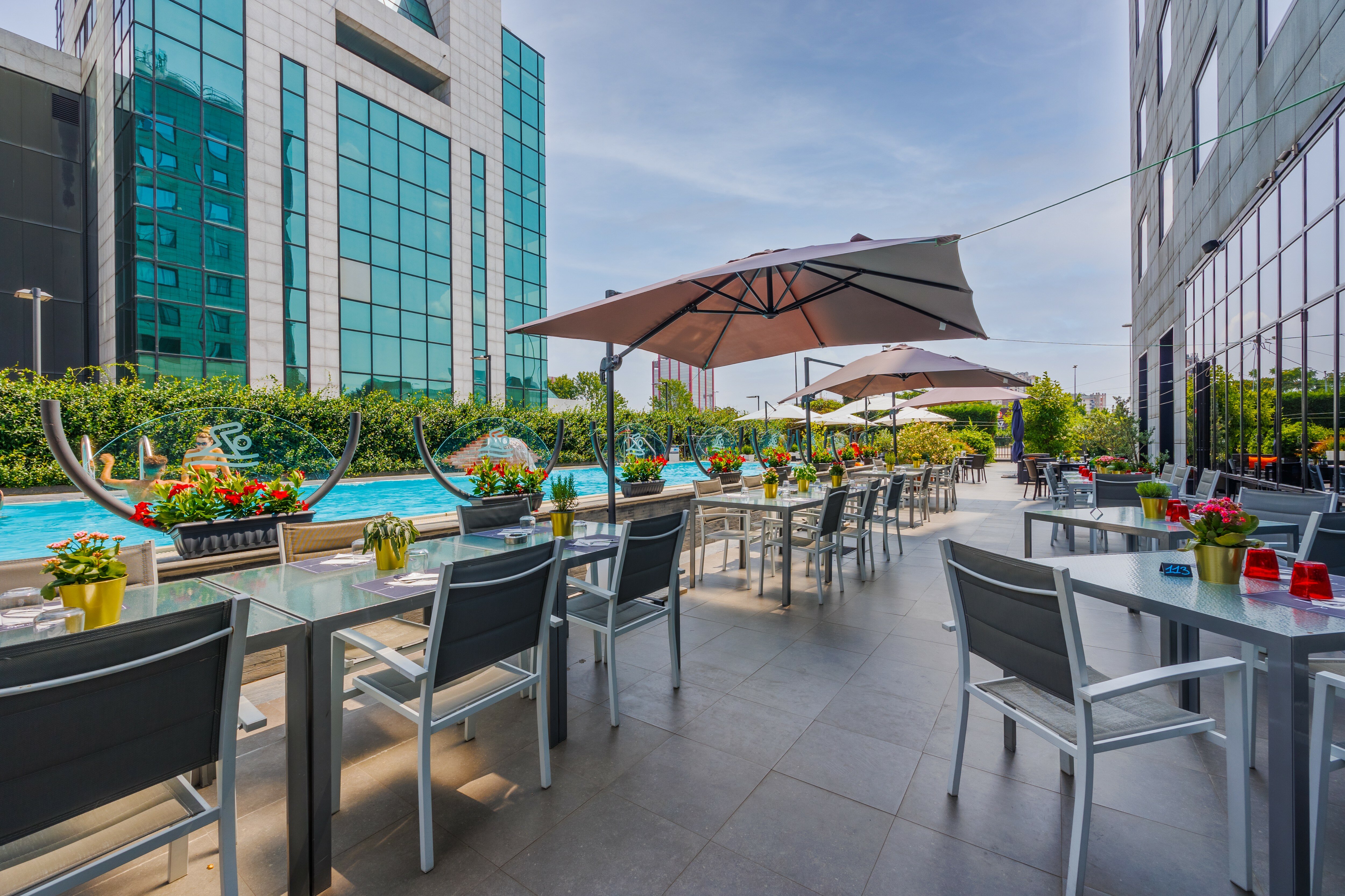 Фото IH Hotels Milano Lorenteggio