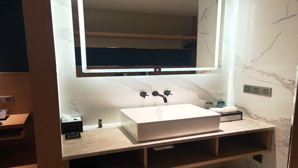 Фото Holiday Inn Express Nanchang West Station, an Ihg Hotel