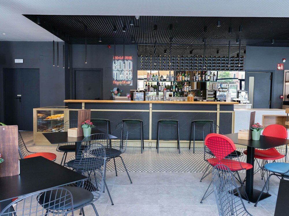 Фото Ibis Malaga Centro Ciudad