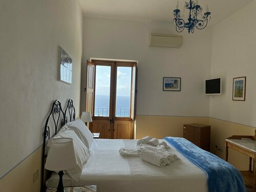 Внешний вид отеля Hotel La Locanda Del Postino в Мальфе, фото 3