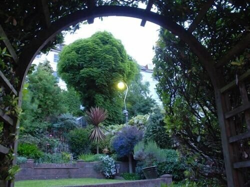 Внешний вид отеля Senlac Guesthouse в Гастингсе, фото 3