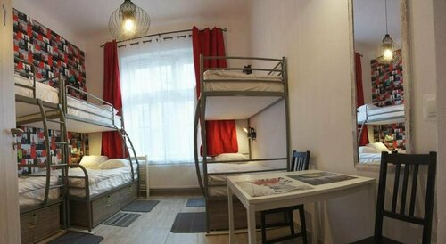 Хостел Hostel Lwowska 11 в Варшаве