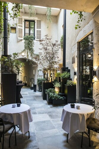 Гостиница Petit Hôtel Confidentiel в Шамбери