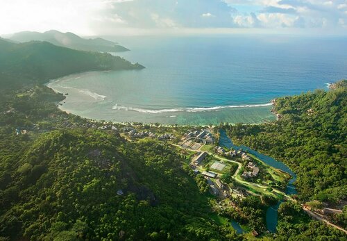Гостиница Kempinski Seychelles Resort на Сейшельских островах