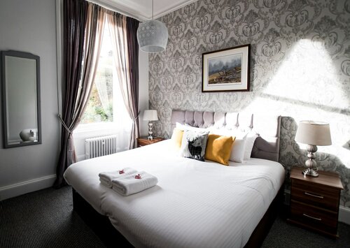 Гостиница McInnes House Hotel в Кингасси