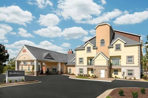 Гостиница Residence Inn by Marriott Springfield в Спрингфилде