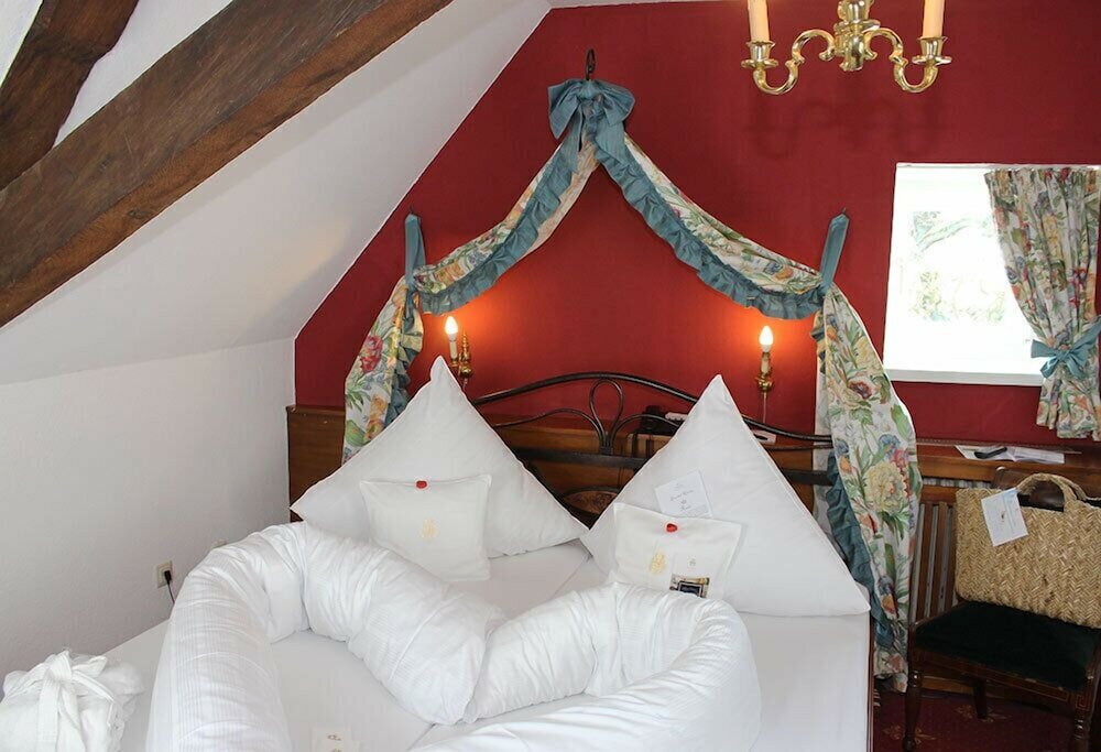 Фото Hotel Burg Trendelburg