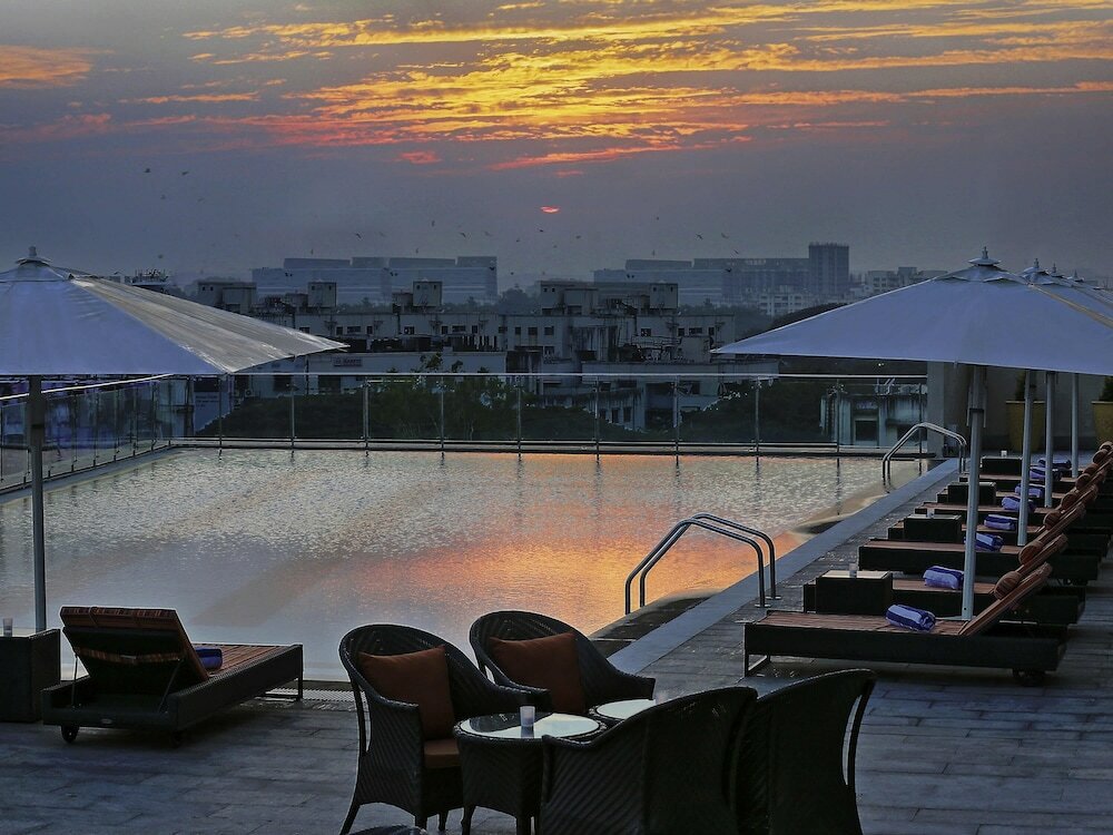 Фото Novotel Pune Viman Nagar Hotel