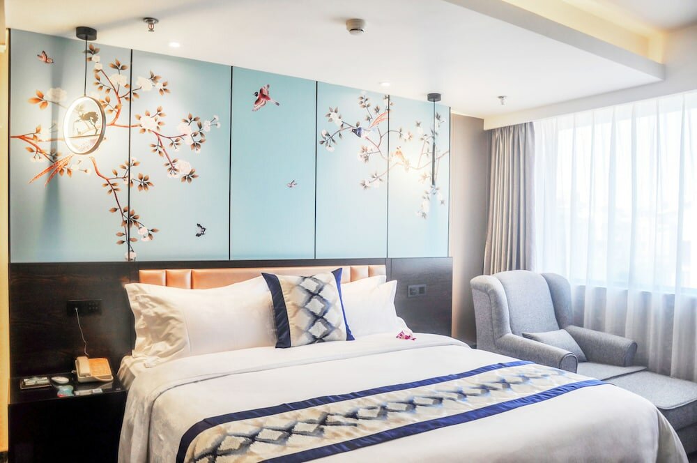 Фото Xiamen Hooray Hotel