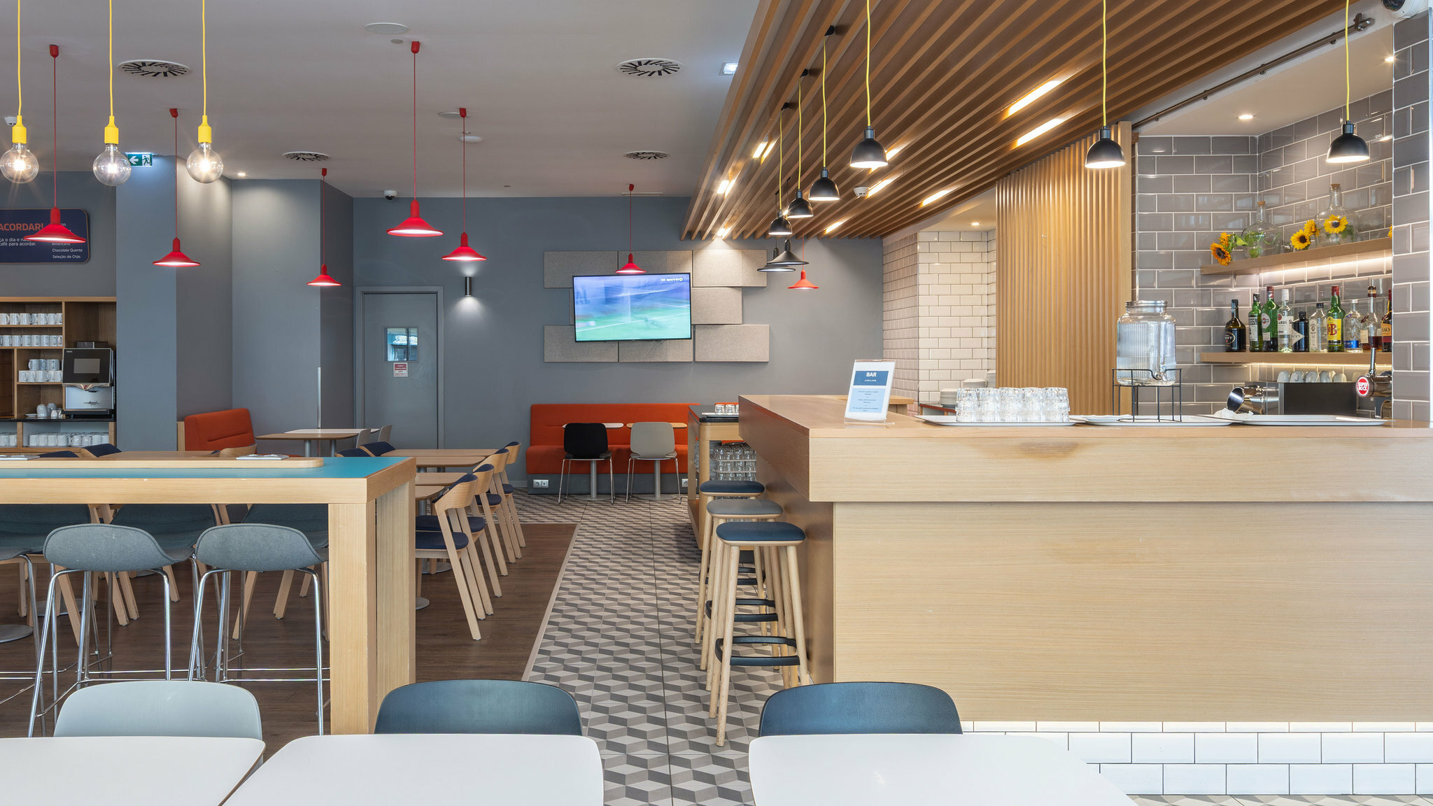 Фото Holiday Inn Express Porto City Center, an Ihg Hotel