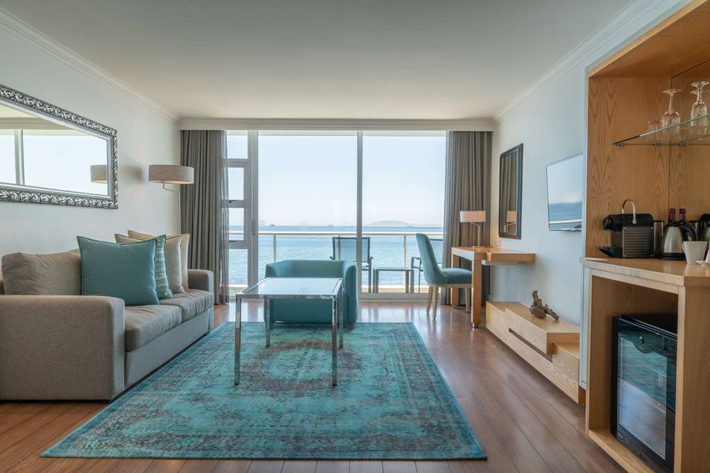 Фото Radisson Collection Hotel, Waterfront Cape Town