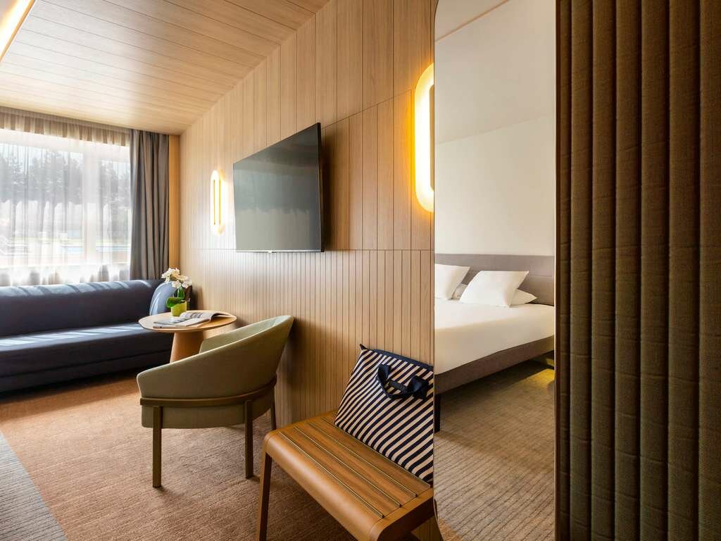 Фото отеля 2