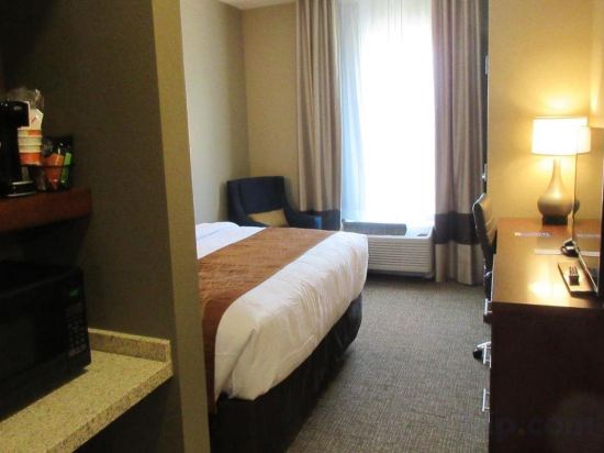 Фото Comfort Inn & Suites Boise Airport