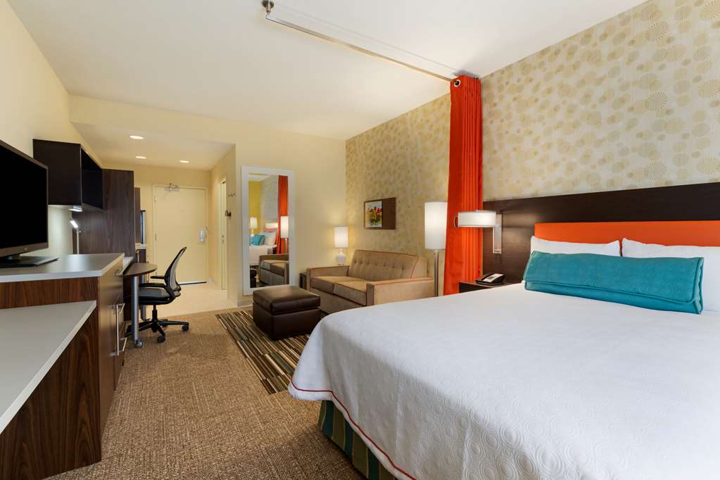 Фото Home2 Suites by Hilton West Edmonton, Alberta, Canada