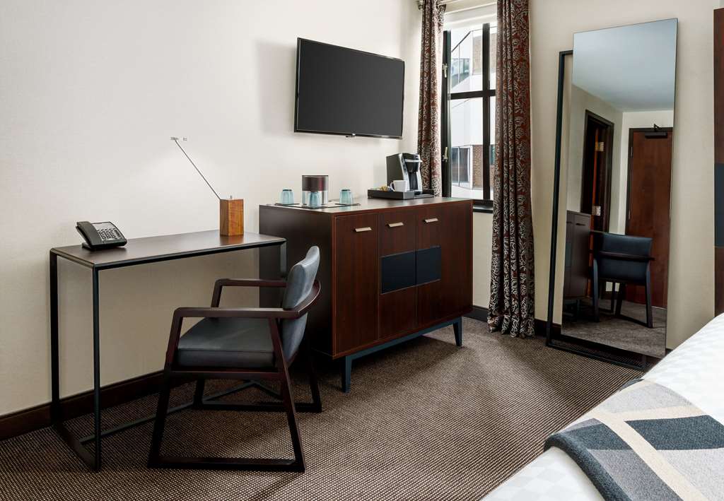 Фото Joinery Hotel Pittsburgh, Curio Collection by Hilton