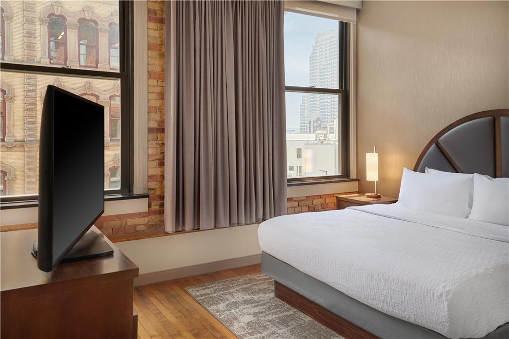 Фото Homewood Suites by Hilton Grand Rapids Downtown