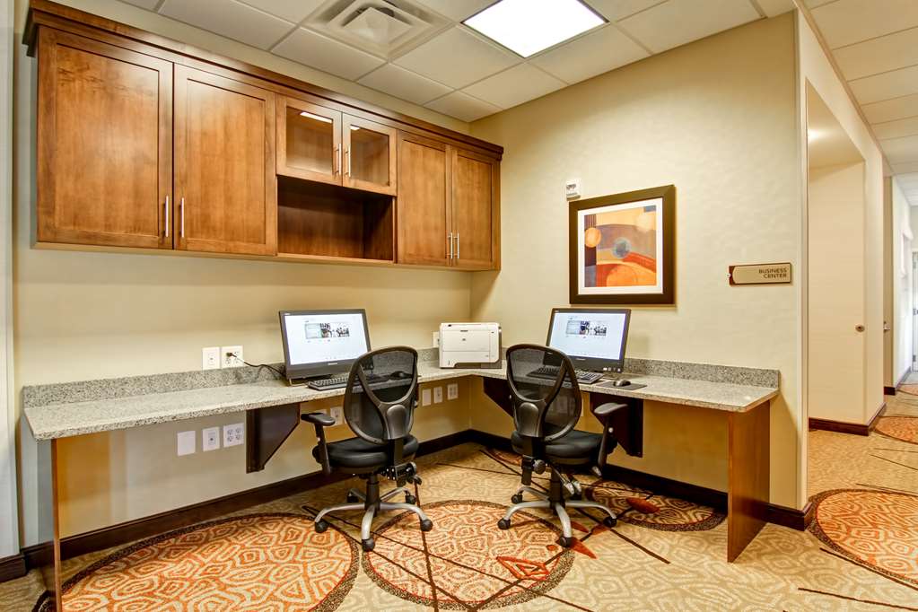 Фото Homewood Suites by Hilton Woodbridge